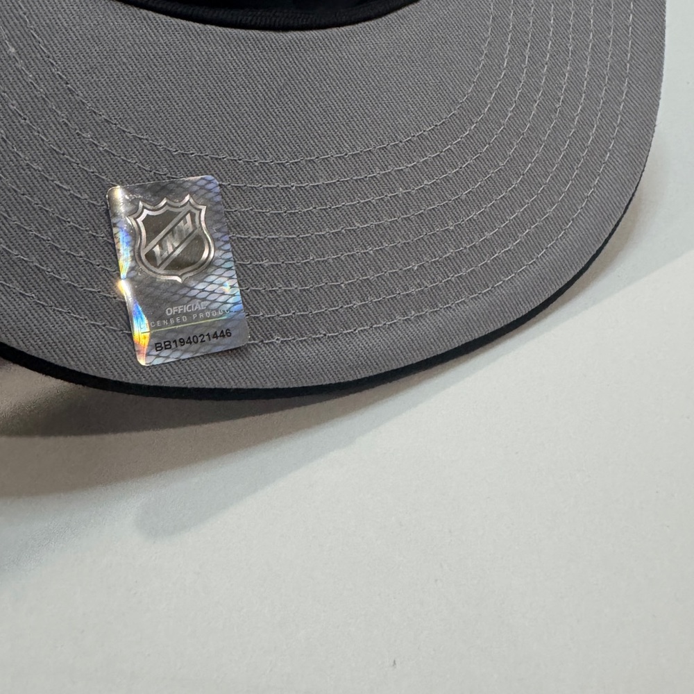 New Era Mighty Ducks 9fifty SnapBack NWOT - Picture 5 of 7